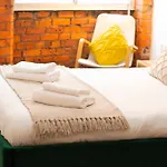 Chic Georgian Flat In *