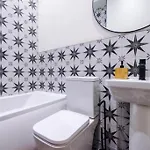 Industrial Design 4 Bed House