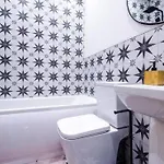 Industrial Design 4 Bed House Manchester