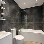 Daire Luxury 2br In Chorlton, Free Parking