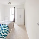 Tatil Evi Stunning Modern 3 Bedroom Townhouse - Perfect Getaway