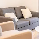 Stunning Modern 3 Bedroom Townhouse - Perfect Getaway