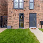 Stunning Modern 3 Bedroom Townhouse - Perfect Getaway * Manchester