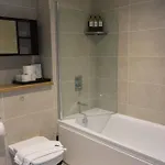 Apartment Manchester's Luxurious 2-bed Haven With Balcony - Canal Views & Proximity To United Manchester