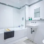 Daire Sleeps 8, Duplex Apartment, Pool Table, Balcony X2, Long Term Disc, Perfect For Groups