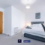 Old 516 Listing Apartment *
