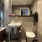 Unisuperhost * Manchester