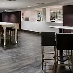 Otel Crowne Plaza Centre By Ihg 4*