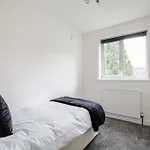 5-bedroom In Trendy Dibsbury Area With Parking Tatil Evi *
