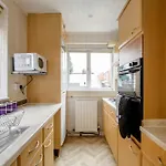 Tatil Evi 5-bedroom In Trendy Dibsbury Area With Parking *