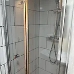 Apartamento Newly Built Private Ensuite *