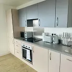 Stylish Haven With Ample Space Daire