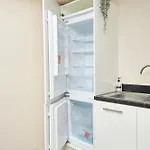 Deluxe And Cozy Two Bedroom With 1 Bathroom And Open Balcony Apartment