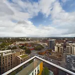 Amazing Skyline Views 3br Duplex With Free Parking Manchester