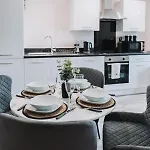 2 Bed 2 Bath Close To Ctre Sleeps 5 -free Parking Manchester