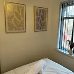 Short Stayzzz