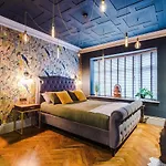Opulent Oasis Large Luxury Sleeps 10