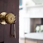 Victorian Elegance At Kingscliffe, Sleeps 17 Villa