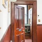 Victorian Elegance At Kingscliffe, Sleeps 17