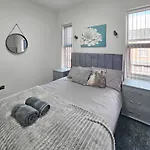 Beresford Co-living - Private Self-cater