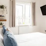 Appartement Luxury Sleeps 9 With Hot Tub & Pool
