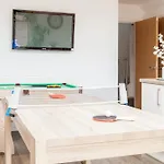 Appartement Luxury Sleeps 9 With Hot Tub & Pool *
