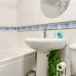 2 Min Walk Etihad Stadium & Coop Arena - 3br, Free Parking *
