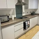 Apartamento Spacious - Next To Ao Arena & Picadilly Station - Local Attractions - Free Parking