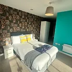 Beehosting Adelphi Wharf Mánchester