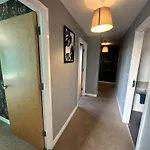 Beehosting Adelphi Wharf 4*