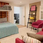 Apartment Beautiful House In The Heart Of A Golf Course. Manchester
