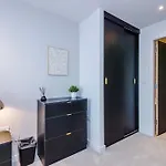 Daire Stunning New 2-bed Flat In Perfect For Couples *