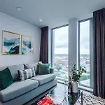 Stunning New 2-bed Flat In Perfect For Couples * Manchester