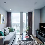 Stunning New 2-bed Flat In Perfect For Couples * Manchester