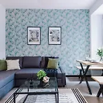 Large 4br House, Sleeps 8, Parking, Full Kitchen, Ideal For Groups, Family, Contractors *