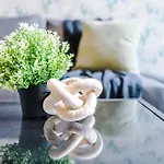 Hébergement de vacances Large 4br House, Sleeps 8, Parking, Full Kitchen, Ideal For Groups, Family, Contractors *