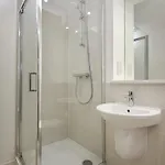 Apartment 2 Bed Ensuite With Fantastic Night View And Old Trafford Stadium *