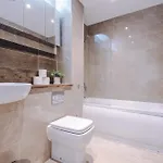 Big Mcr 5-bedroom Contractor House Sleeps 8 With Parking By Purestay Casa de Férias