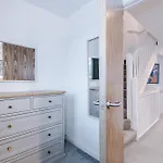 Big Mcr 5-bedroom Contractor House Sleeps 8 With Parking By Purestay Manchester