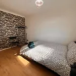 Daire Stylish To Rent 100m From The Etihad And Coop Live *