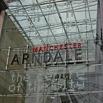 Near Etihad, Free Parking, Workplace & Garden Tatil Evi *