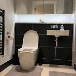 Daire High-end 2 Bed Retreat - Ao Arena & Victoria Stn *