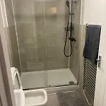 2 Bedrooms Next To Arndale Shopping Appartamento