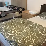 Penzion Komegloba Exquisite *