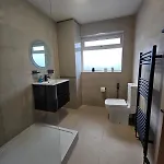 Modern & Bright 3br Near Ctr! Manchester
