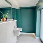Daire 3 Bedroom Penthouse Roof Garden Parking Canal Manchester
