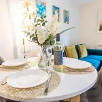 Modern Near Mediacity, Airport And Old Trafford With Secure Parking Манчестер