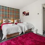 Apartmán Modern 4 Bedroom House For 9 Guests With Free Parking By The Cosy Corner Nationwide Manchester