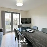 Ashton Co-living - Private Self-cater Manchester