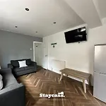 Daisybank Co-living - Private Self-cater *